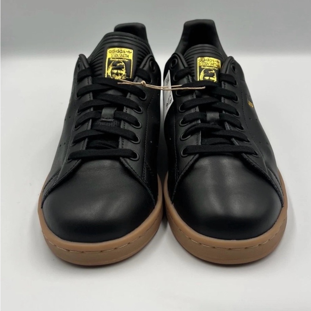 NWT- Adidas Stan Smith Black- Rare Gum sole- Men’s size 8/ Women’s size 9